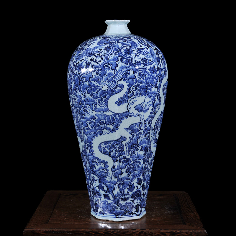 Jingdezhen ceramics imitation says Dr. In xiangyun vases, antique collection classical household handicraft furnishing articles