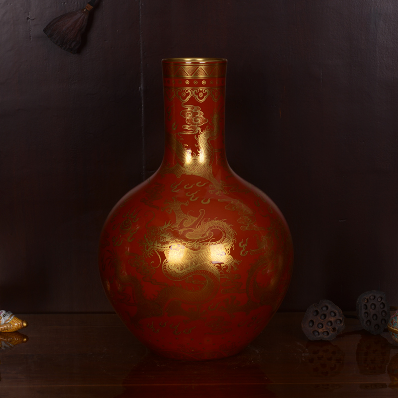 Jingdezhen ceramics high - grade hand - made archaize sitting room place see celestial emperor qianlong vase home decoration process