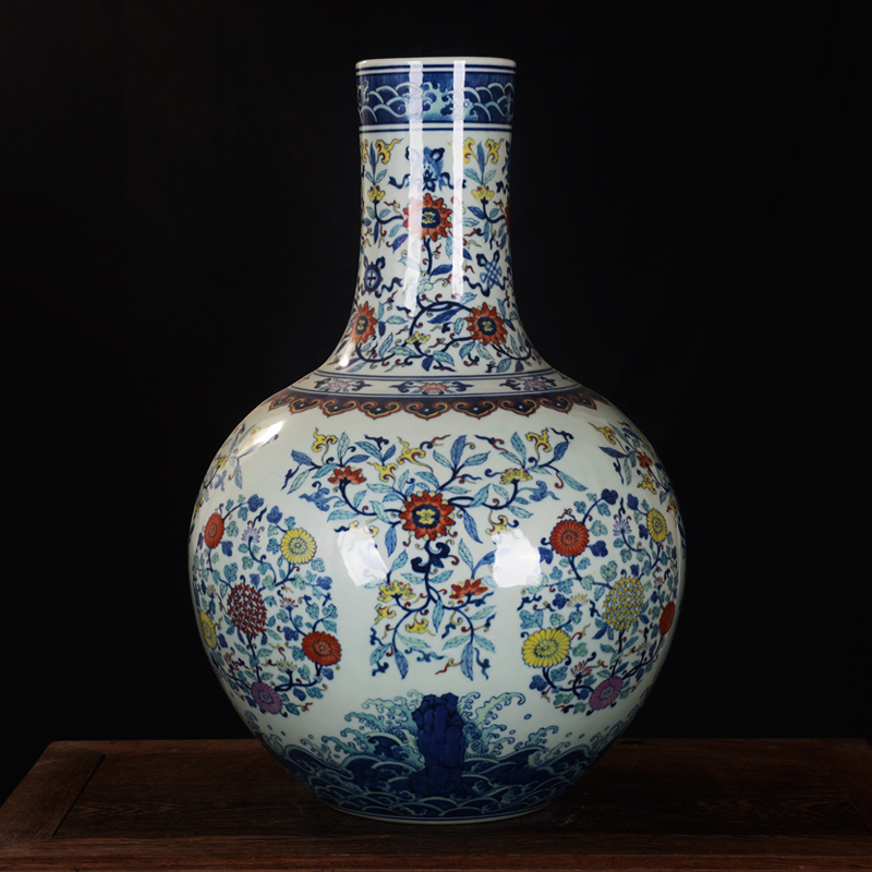 Jingdezhen ceramics high - end antique qianlong bucket colors branch lotus bottle home decoration craft furnishing articles in the living room