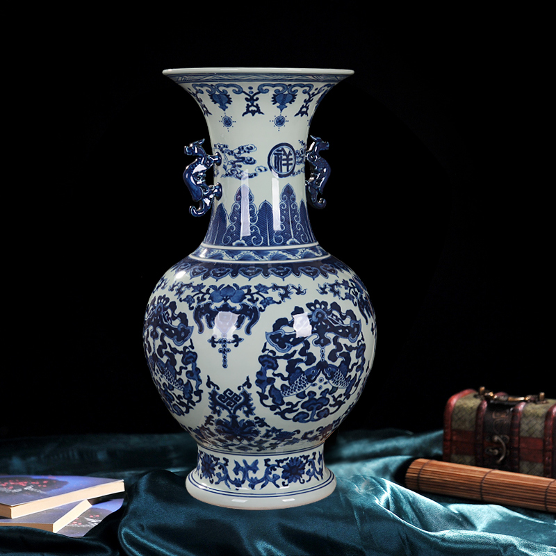 Antique hand - made ears design of blue and white porcelain of jingdezhen ceramics vase flowers sitting room adornment is placed the process