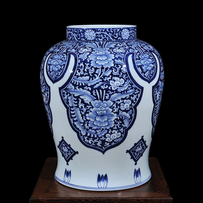 Copy a blue - and - white, yuan and Ming LuLianSheng jingdezhen ceramics with cover general pot vase process ACTS the role of TV ark, furnishing articles