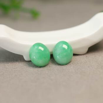 Natural grade a jadeite oval egg-shaped ring face