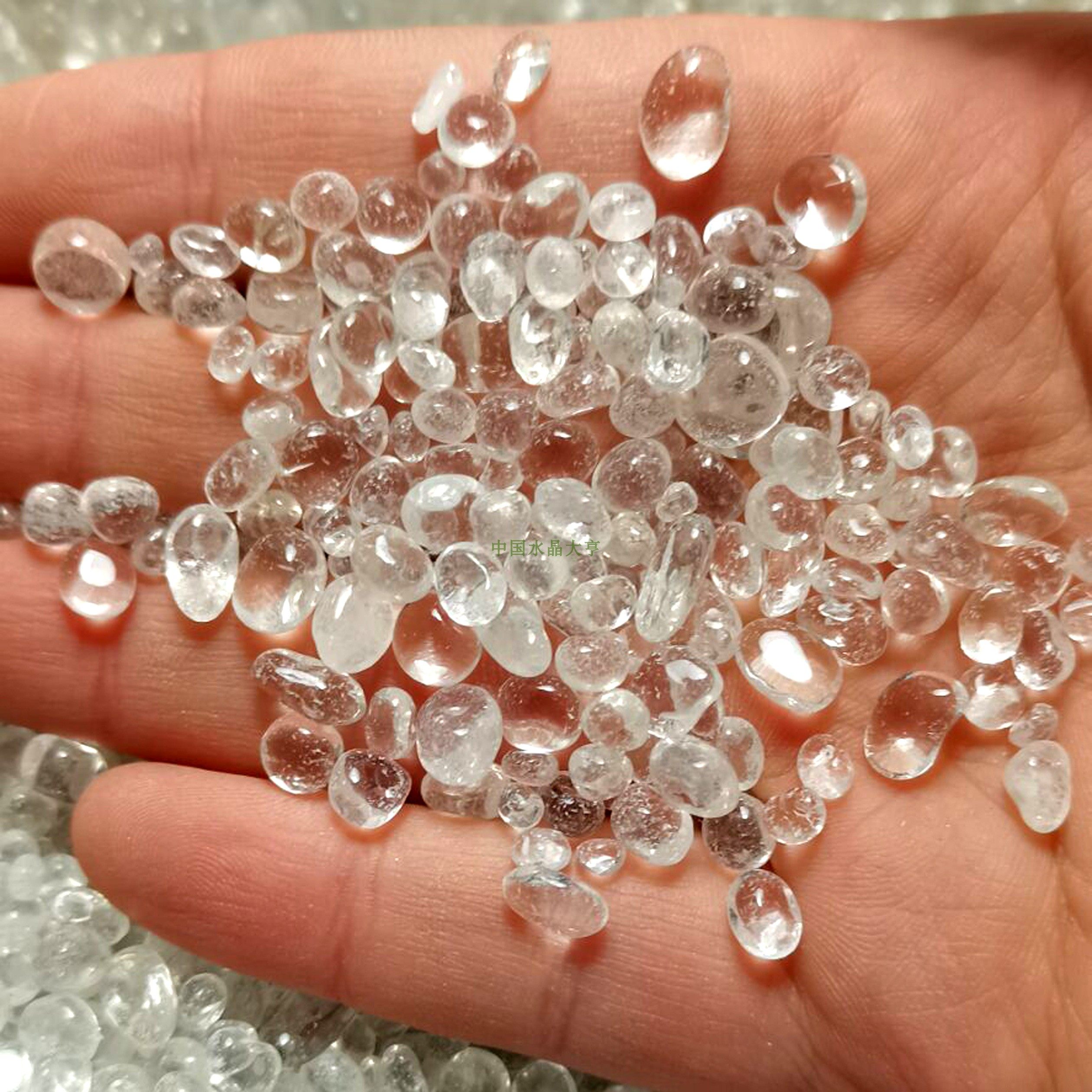 100 grams price about 5 mm long round natural white crystal crushed stone fish tank stone
