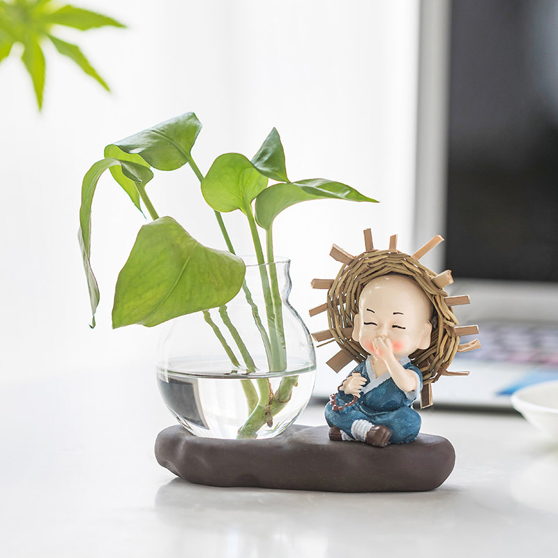 Creative web celebrity cute little monk ornaments home living room TV cabinet office desktop decoration knickknacks