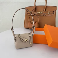 Абрикосовый