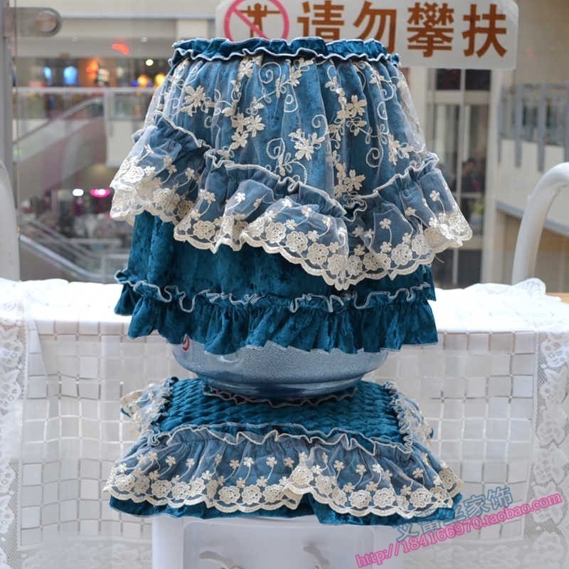 Water dispenser cover Dust Cover Lace Cloth Art Drinking Water Dispenser Hood Blue Upscale Two Sets Upscale Suede Can Be Set Up.