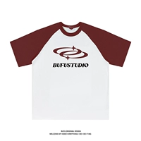 Белый красный рукав