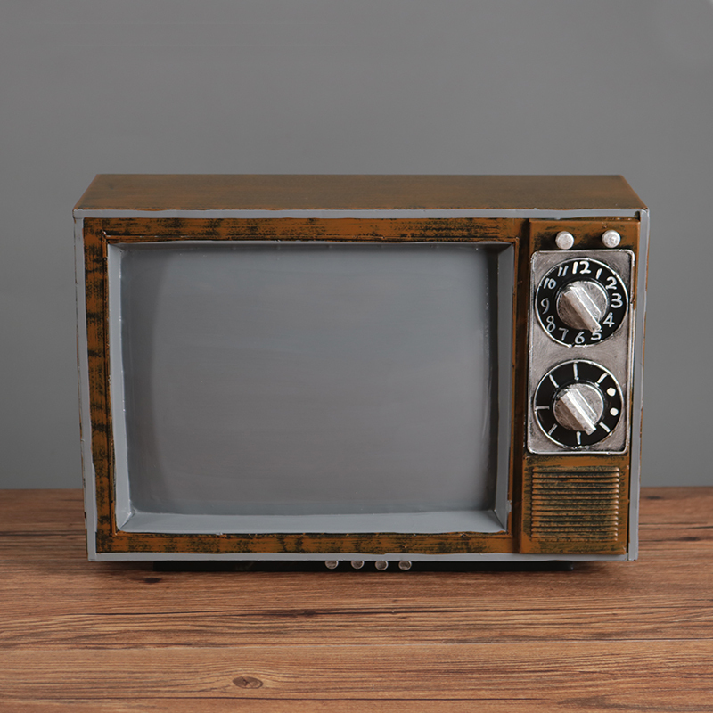 Retro Nostalgic 607080S Old-Fashioned Distressed Black and White Tv Model Bar Restaurant Props Decorative Ornaments Retro Nostalgic 607080S Old-Fashioned Distressed Black and White Tv Model Bar Restaurant Props Decorative Ornaments