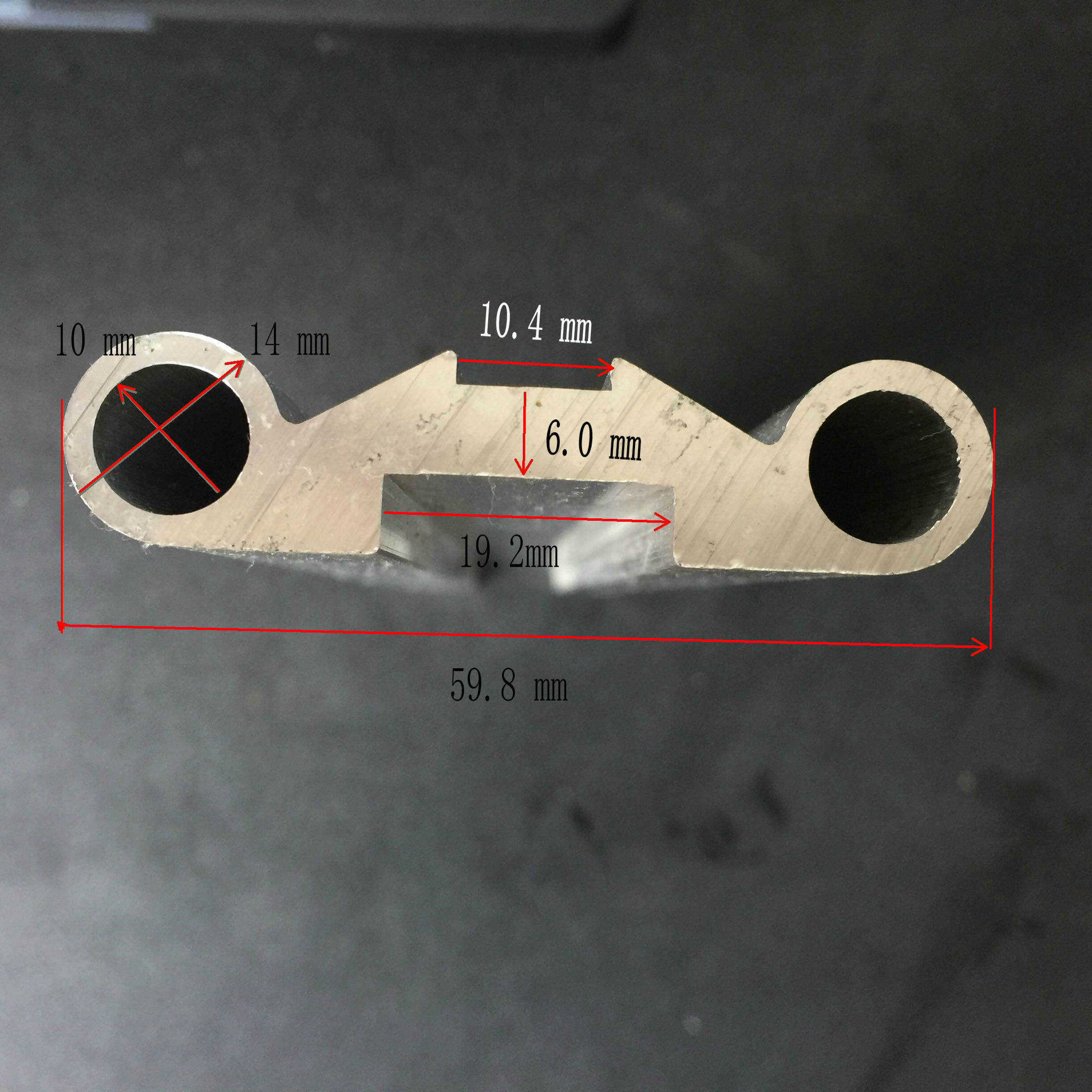 Double-hole aluminium tube double-hole aluminium extruded material double-hole aluminium bar heteroprofile aluminium tubing aluminium bar