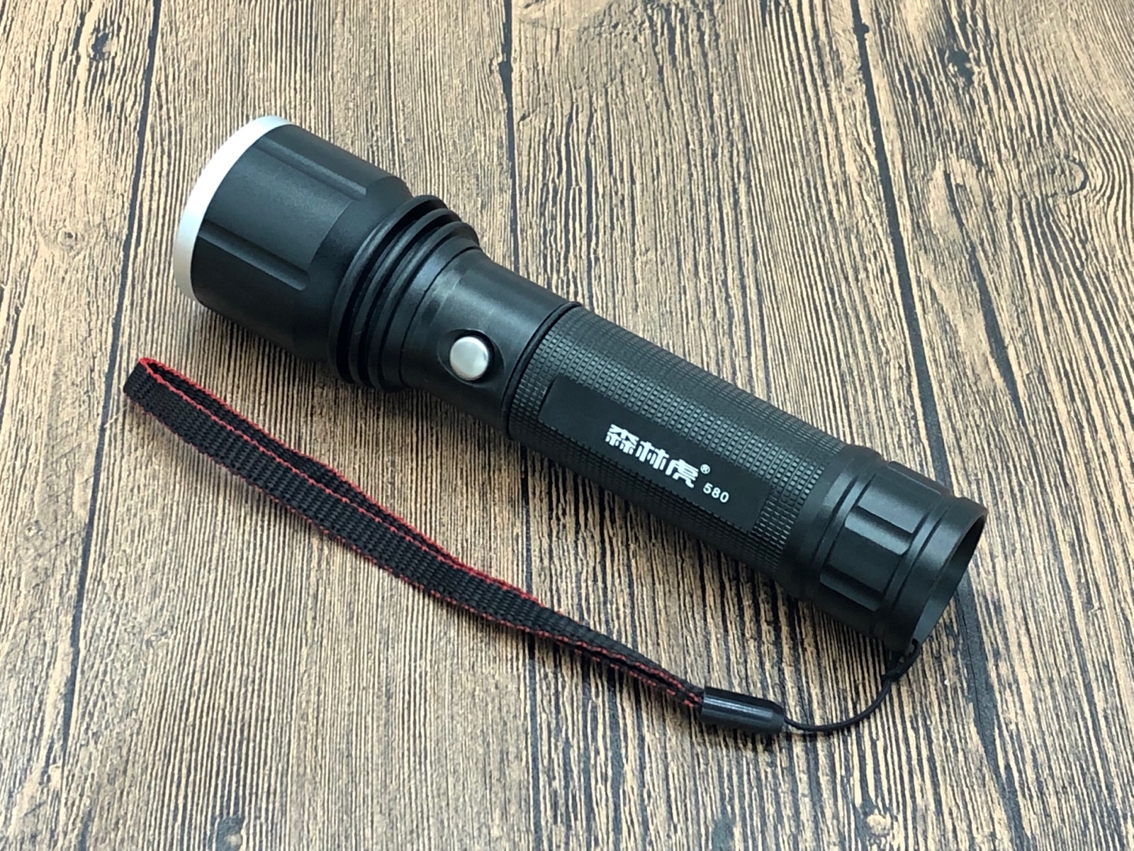 Forest Tiger 580 Intense Light Flashlight Afar 350 m Dinggio Outdoor Home Rechargeable Expedition Pipe Climbing