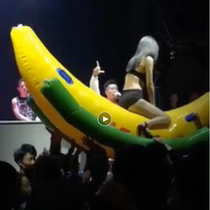 Banana boat man riding banana boat Air model bar atmosphere props nightclub party props KTV violent atmosphere props