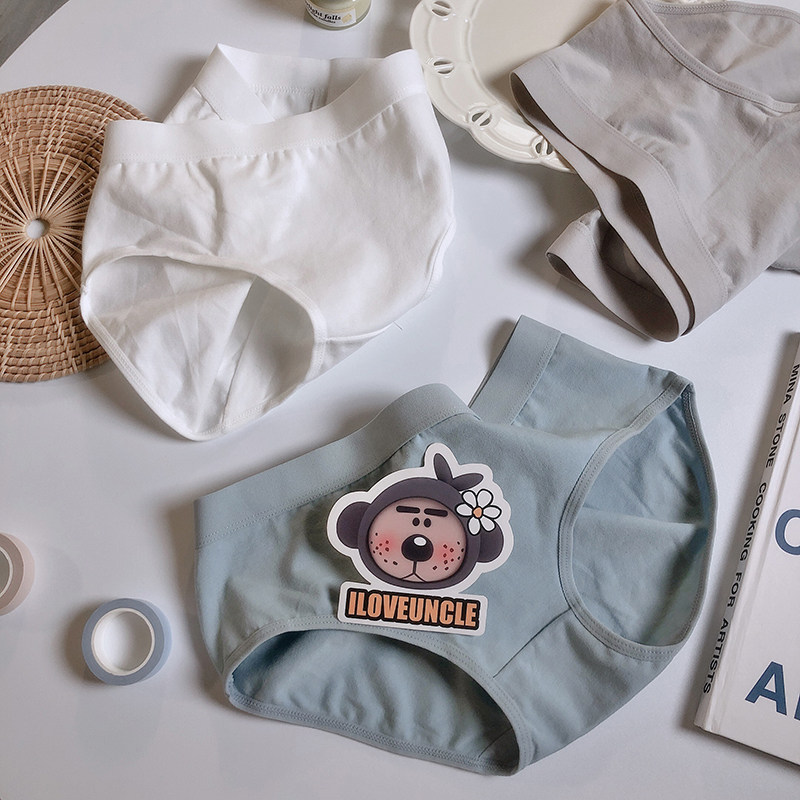 Uncle Strange (reward price) basic simple and comfortable cotton mid-low waist solid color girls student briefs