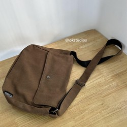 Ok Niche Design Solid Color Minimalist Retro Distressed Flap Messenger Bag for Women, Preppy Style Crossbody Canvas Backpack for Men, Trendy