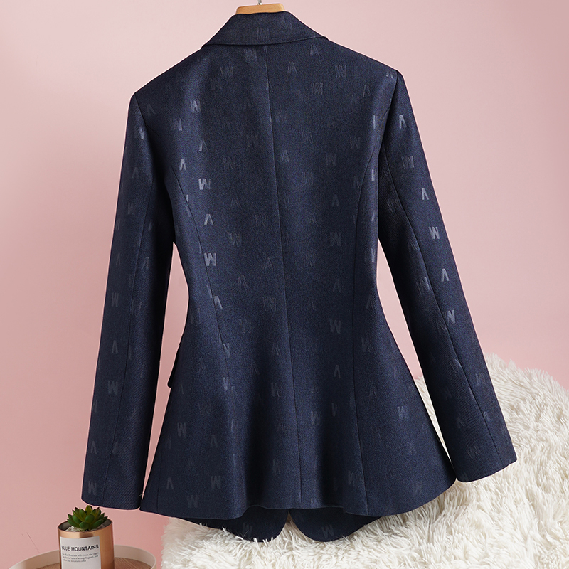 Denim Blazer Women's Jacket Autumn New Fashion Slim Fit Small Blazer High-End Dark Blue Suit with Letter Embossing