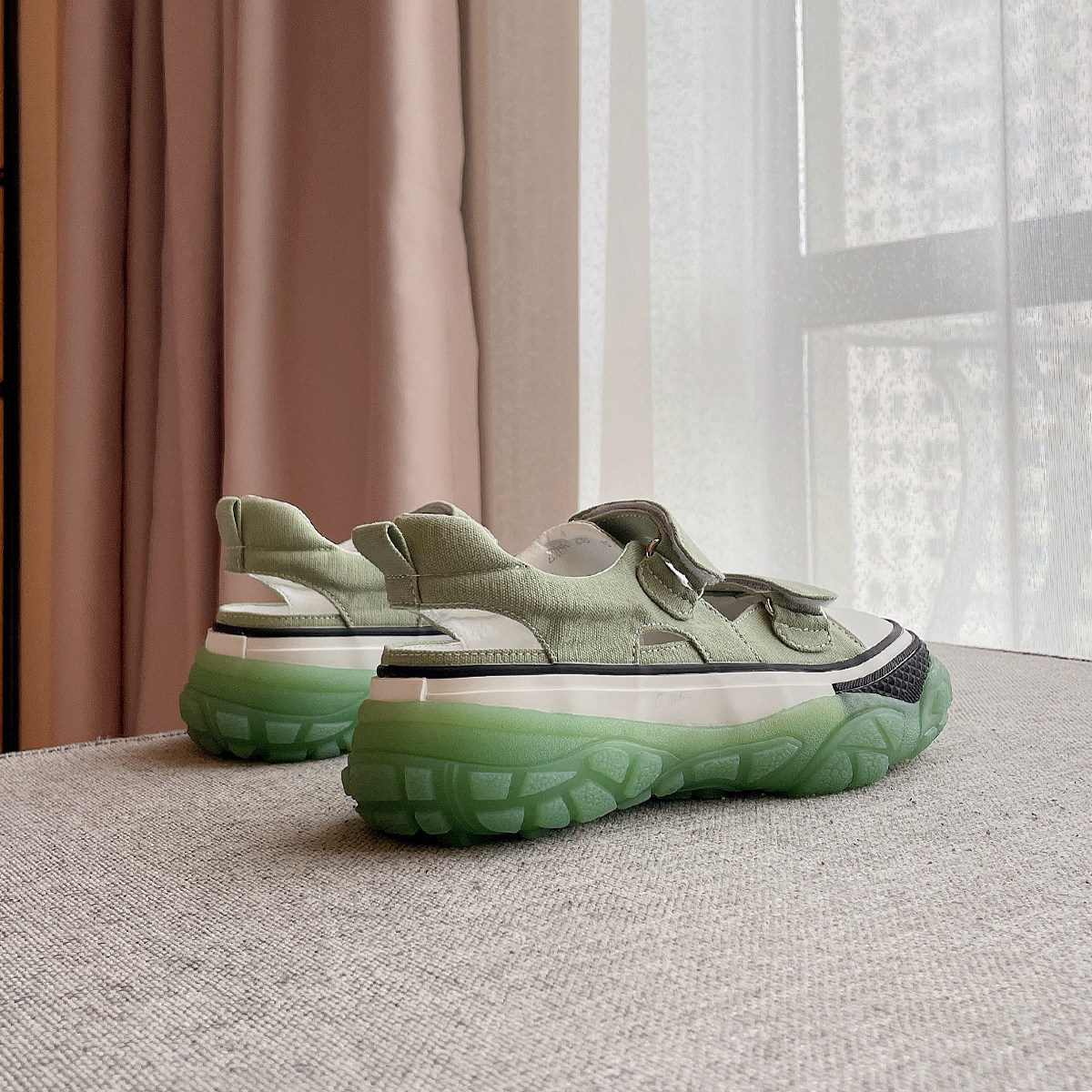 Aimeiqi European station heightened thick bottom hollow canvas sponge cake toe sandals women's 2022 summer white shoes all-match