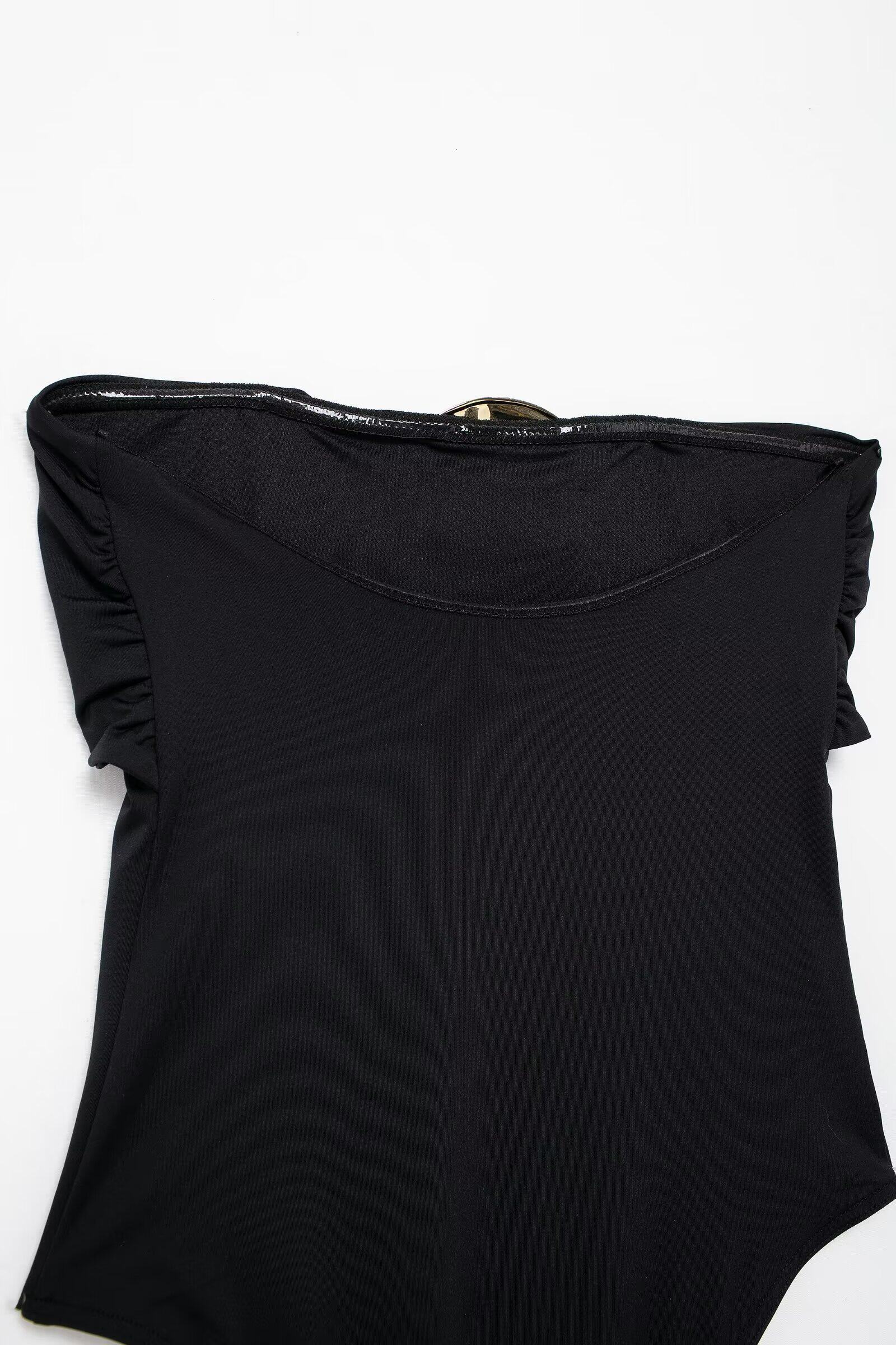 Боди/брюки kaslead 新款 女装 欧美风时尚金属饰一字领黑色泳衣 0167216