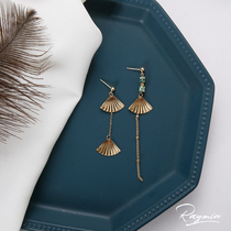 Day-style hand for natural stone long style flow Suasymmetrical golden temperament ear nail pendant retro fan earrings E4