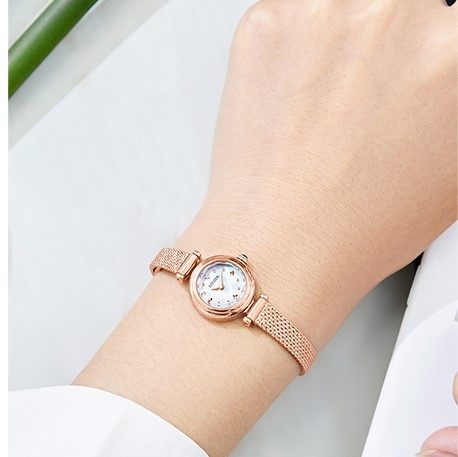 Citizen Flagship Store Official Website Genuine Kii Series Eco-Drive Fashion Square Dial Small Square Watch Women's Watch Eg7040