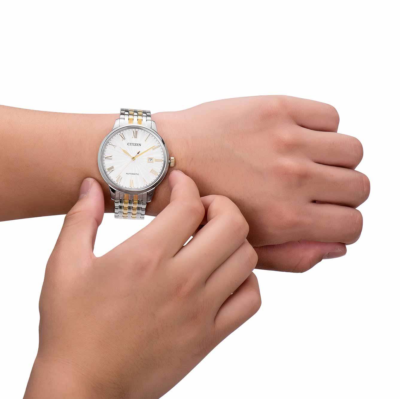 Citizen official store Mechanical Retro Roman Numeral Gold-Tone Steel Strap Men's Watch Nj0084