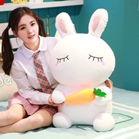 Белая модель редьки белого цвета