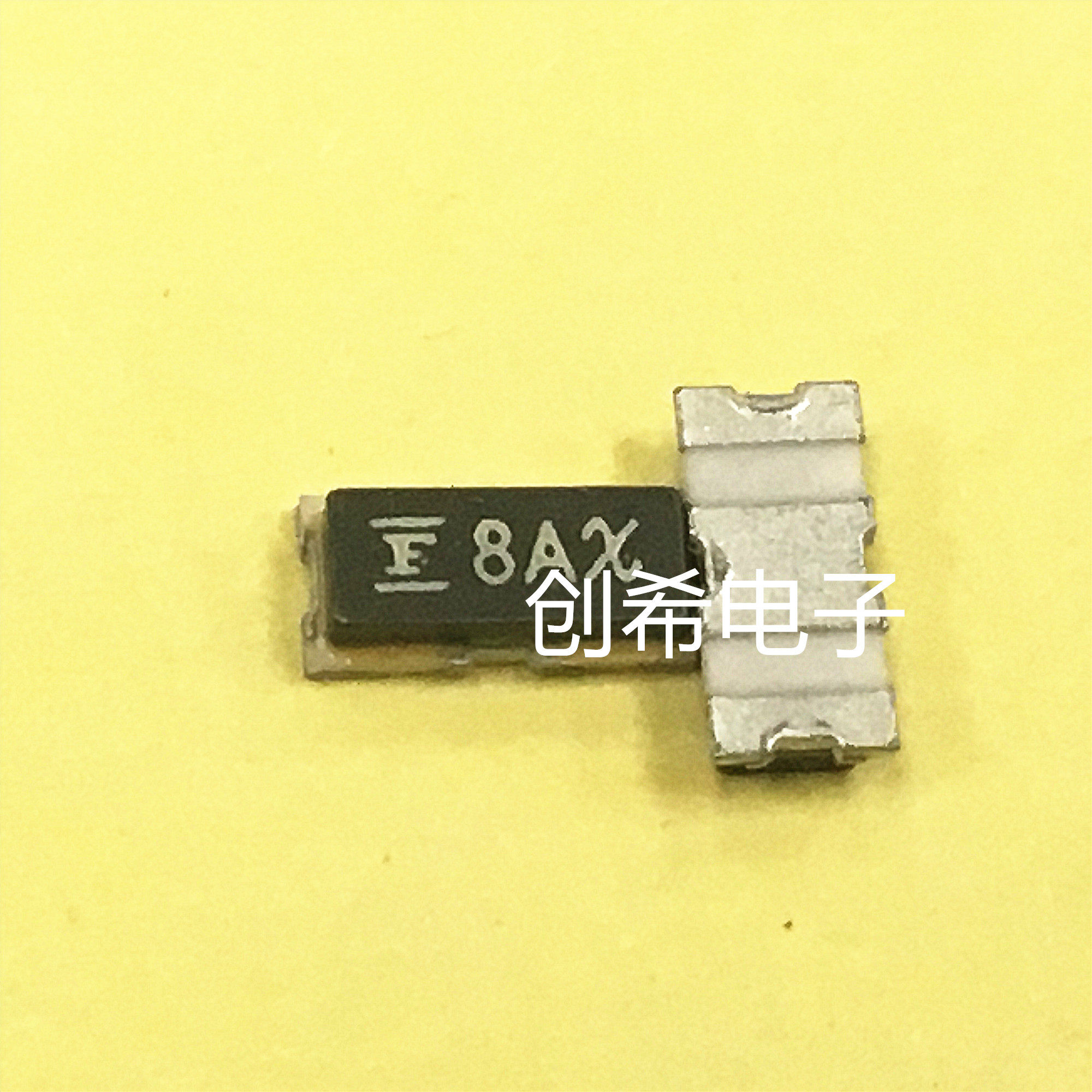8MHZ patch crystal oscillator Fujitsu FAR-C4CG-08000-M15 8M 4 5*2 0MM
