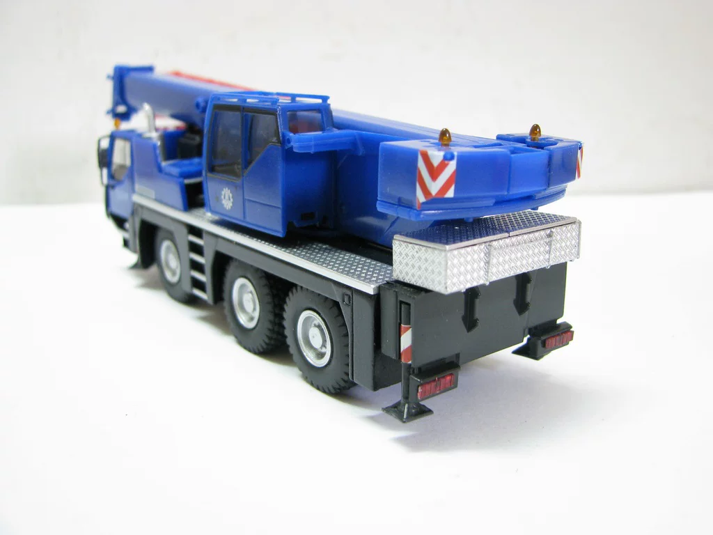 HERPA 1:87 Liebherrr LTM 1045/1 German Federal Technical Rescue Bureau crane crane model