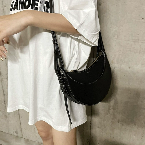 Небольшая дизайнерская сумка на одно плечо, сумка подмышку, из натуральной кожи