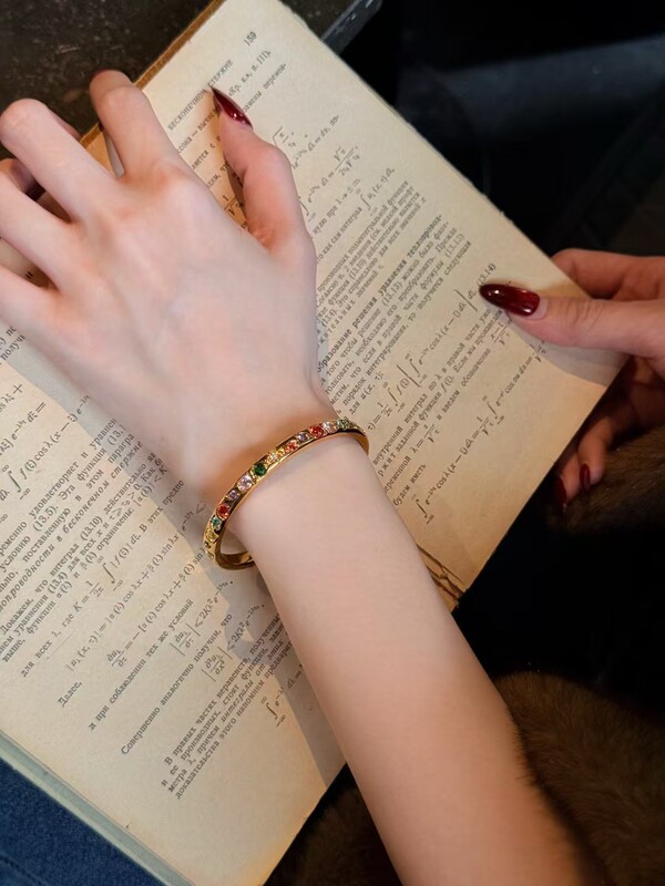 New Model 999 Pure Gold Narrow Candy Bracelet with a Gold Weight of about 8 Grams