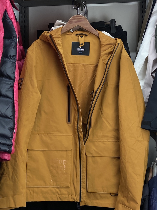 Men's Outdoor Jacket, Three-In-One Outer Shell, No Inner Lining! No Tags! New Color, There May Be Slight Color Difference Due to Photography