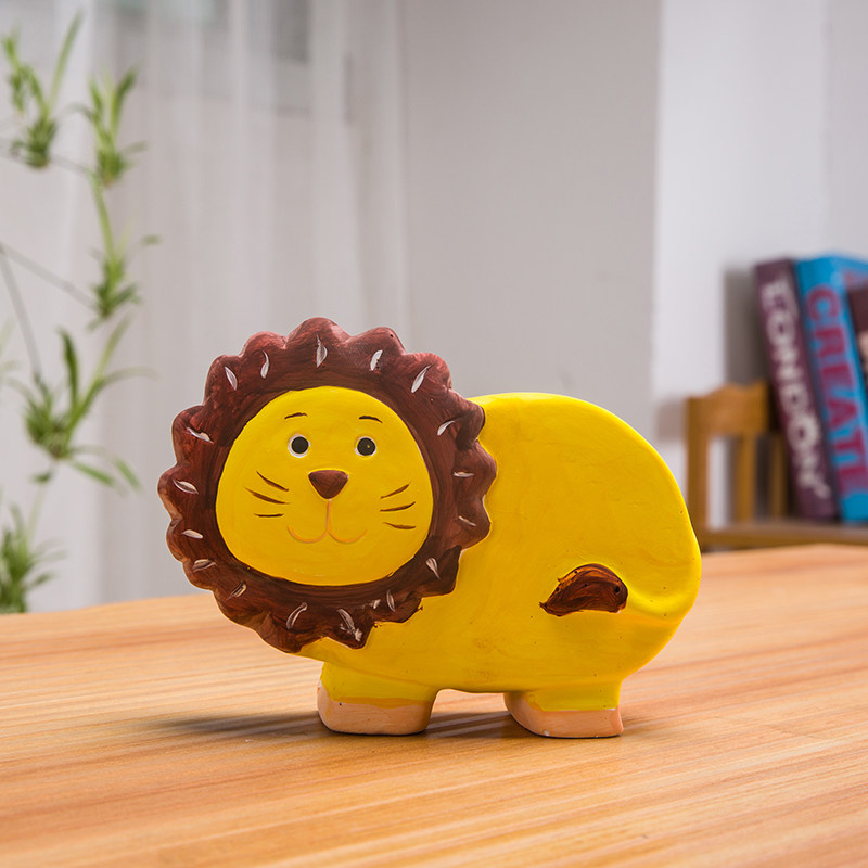 Plaster dolls painted and painted puzzle graffiti handmade creative toy sculptures filled with children animal plaster