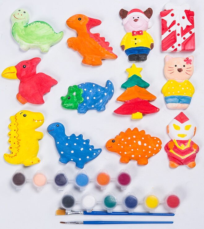 Children's creative plaster dolls painted and painted kindergarten handmade diy to make white mold fill color toy color painted ceramics