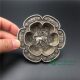 Antiques and miscellaneous ornaments, lion rolling hydrangea, nostalgic