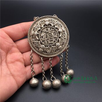 Sachet to celebrate longevity, hollow antiques and miscellaneous items