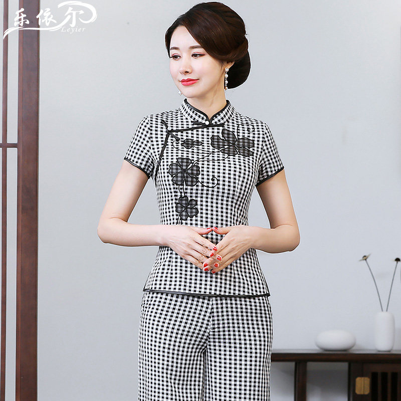 Summer new thousands of bird gowns qipao blouse blouse shorts embroidered retro plaid qipao qipao Dang suit Mom clothes big size