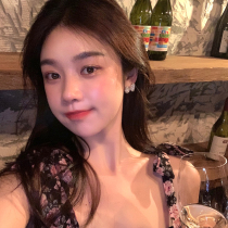 Secret realm gentle bow stud earrings earrings female earrings 2021 New Tide earrings niche senior sense