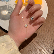 Senior sense small waist necklace female light luxury niche design 2021 new simple pendant choker sweater chain