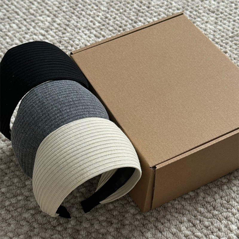 Yi Mengling と Ju Jingyi の同じスタイルのフレンチ ニット グレーの幅広ヘッドバンド女性のハイ スカル ヘアバンド ヘッドバンド ヘアピン帽子