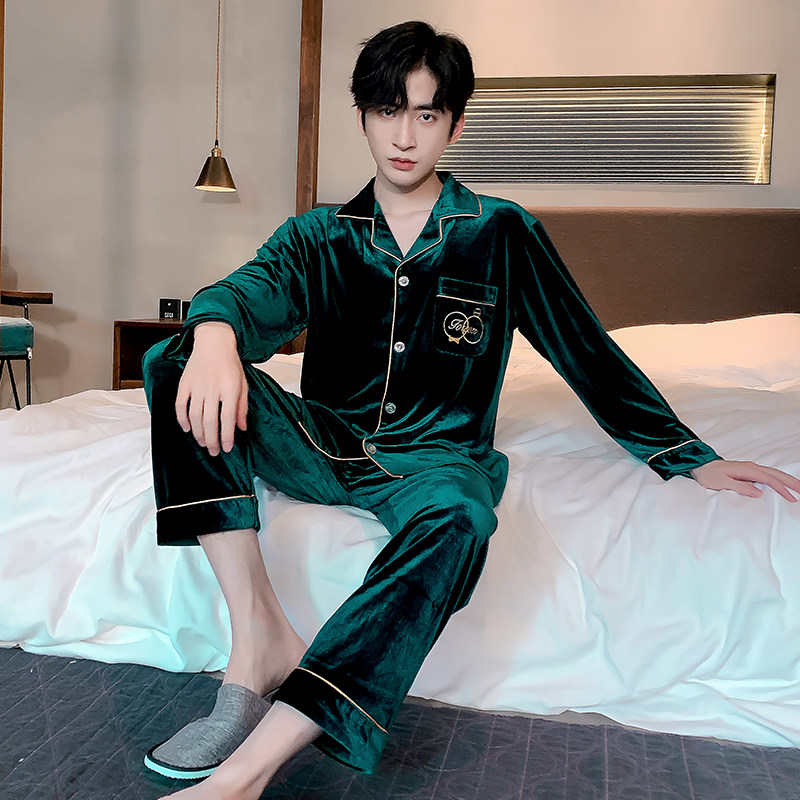 Gold velvet pyjamas for men's autumn and winter Korean version of thin suede spring with long sleeves cardiovert suit big size can be worn outside the home clothes