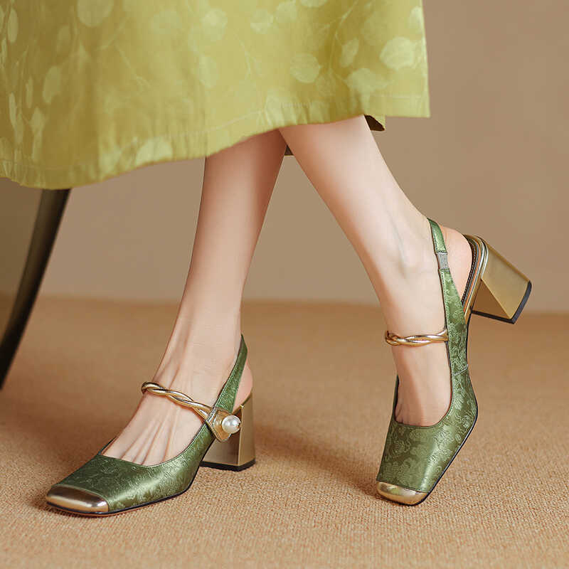Summer Large and Small Size One-Word Strappy Toe Sandals for Women Medium Heel Genuine Leather French Color Matching Back Hollow Square Toe Thick Heel High Heels