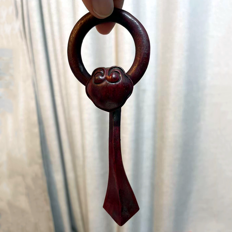 Clerical Robe Hook Made of Sandalwood, Solid Wood Clothing Hook, Robe Hook, Ancestral Robe Ring, Seven-Piece Clothing Accessory, Buddhist Supplies for Monks, Monk's Robe Hook