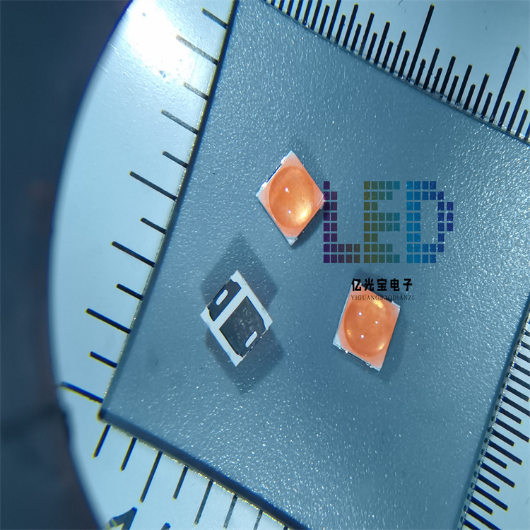 6块针对能够以拿下紫罗兰光感顶灯。这个届LED卷到我跪了！