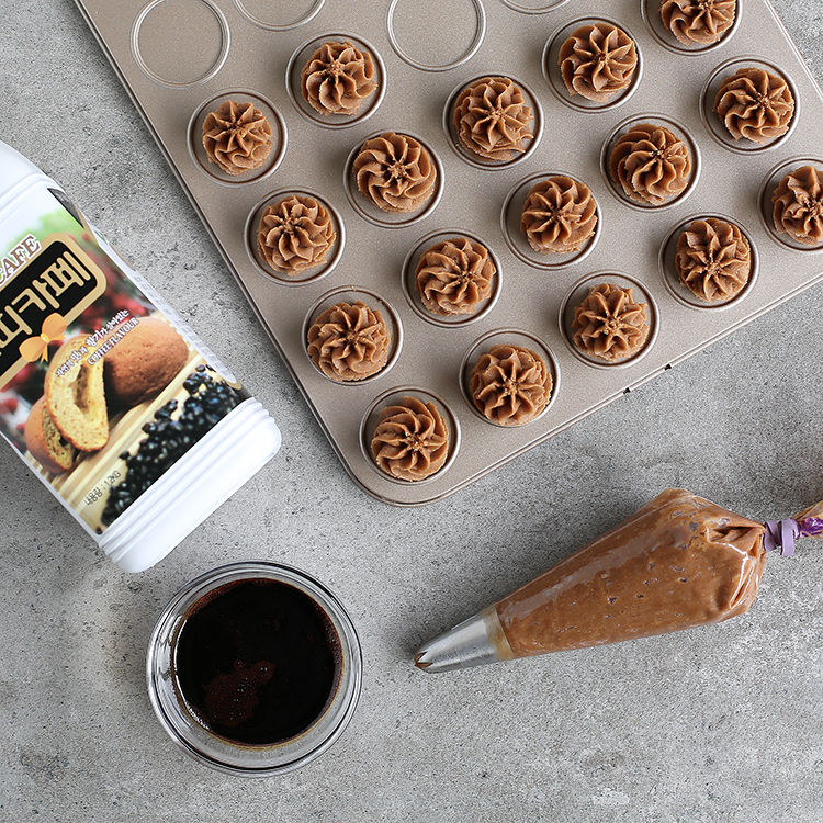 Roticafe Jenny Cookies Korean Coffee Sauce Bread cake Macaron sandwich toast ingredients