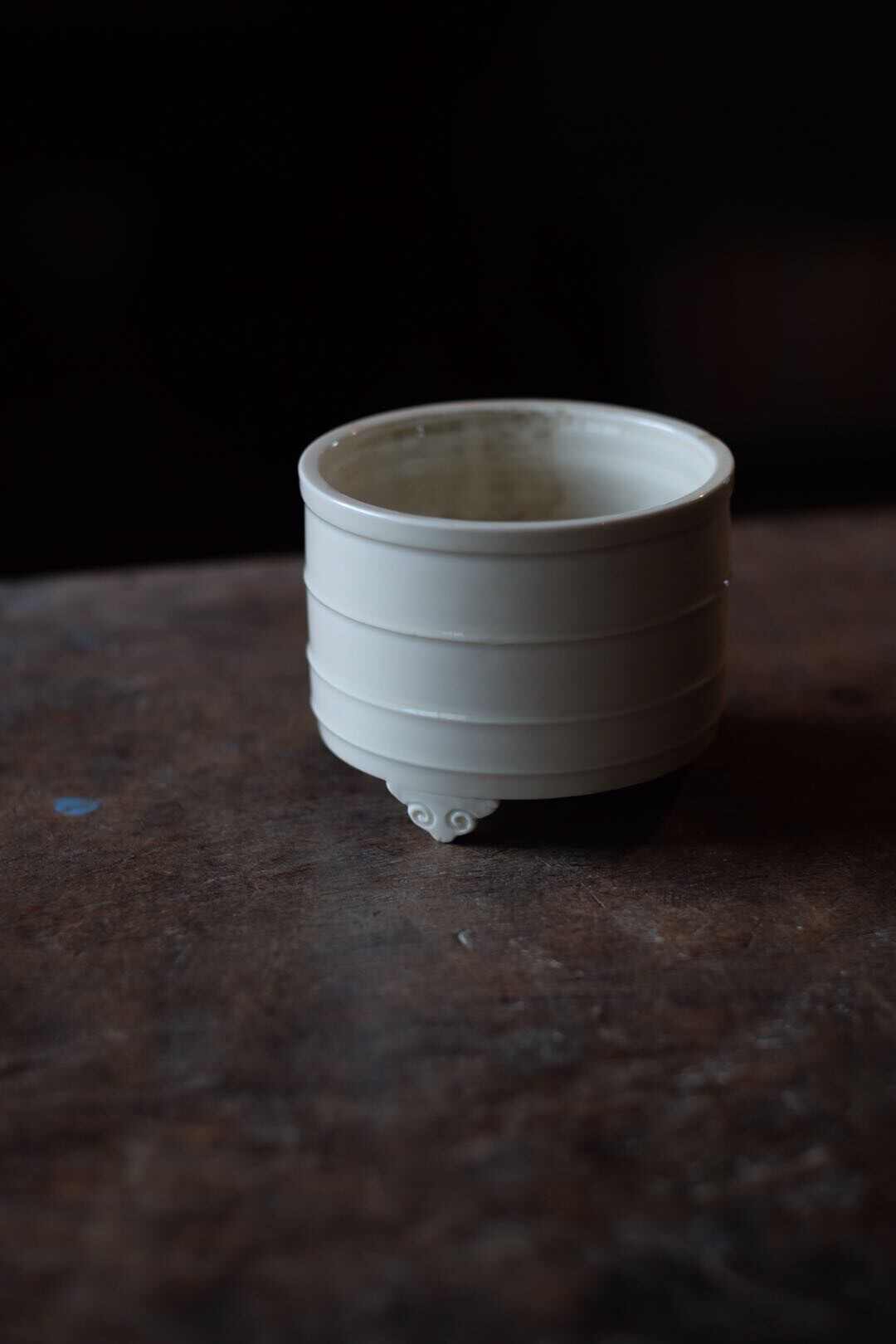 徳化窯 白高麗 獅子双耳香炉 白磁 中国古玩 中国美術 白南京