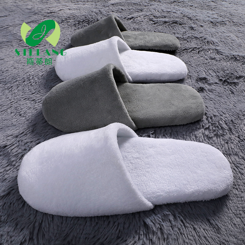 Disposable Slippers with Thick Soft Soles for Guesthouses and Hotel Rooms, Soft Coral Fleece Bread Slippers, Floor Cotton Slippers Disposable Slippers with Thick Soft Soles for Guesthouses and Hotel Rooms, Soft Coral Fleece Bread Slippers, Floor Cotton Slippers