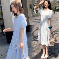 2020 New pregnant women summer dress short sleeve cotton embroidered little Daisy over knee long skirt foreign summer skirt