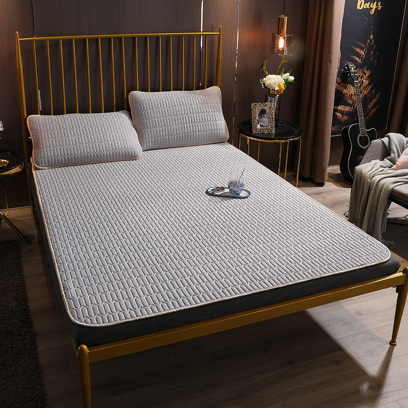 Nệm cao su mat điều hòa mùa hè thảm mềm 1,5m1,8m giường gấp ba mảnh ký túc xá sinh viên - Nệm giá đệm everon