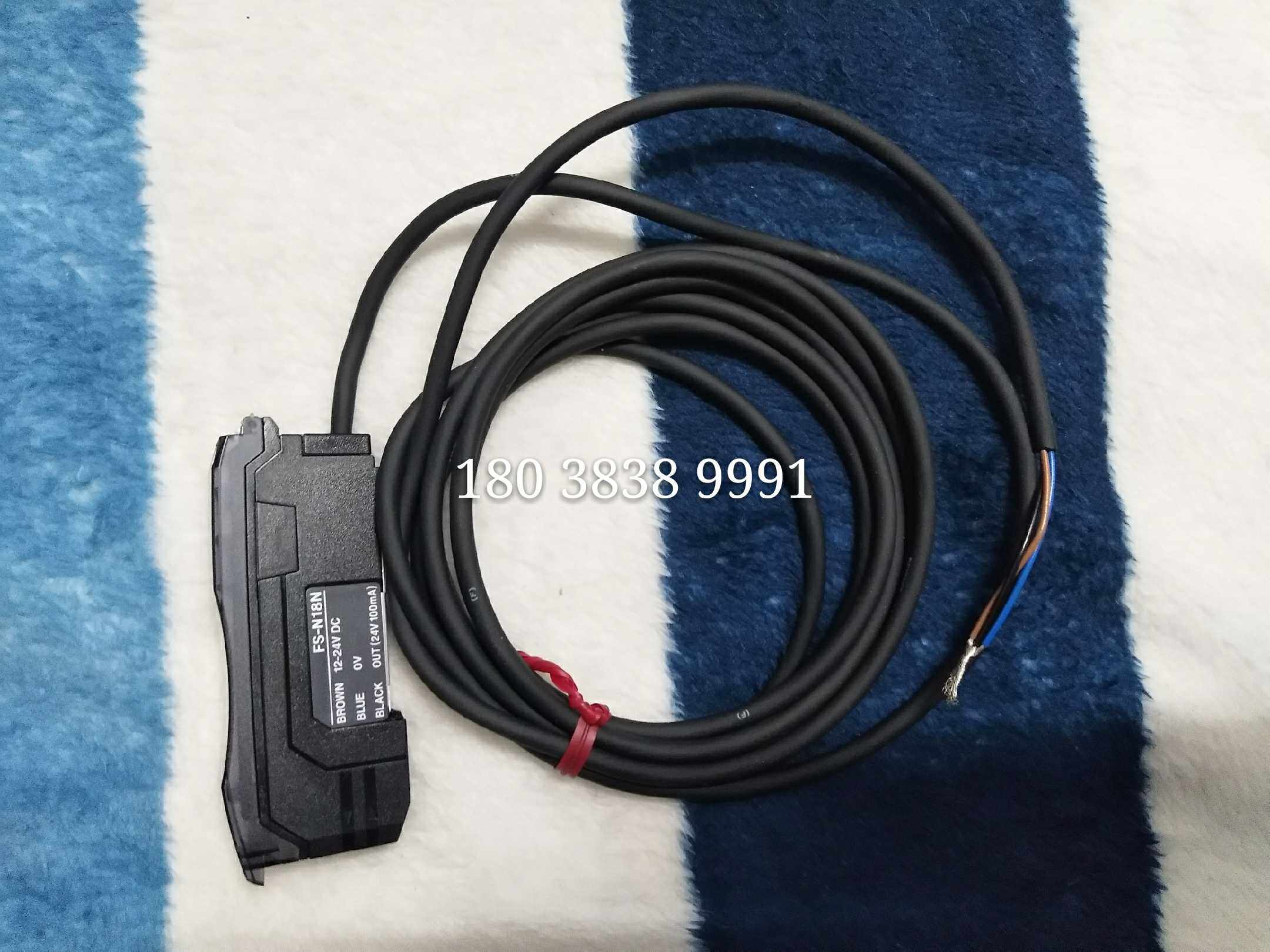 (Keenese) Japan KEYENCE FS-N18N Digital fiber optic sensor fiber amplifier bargaining