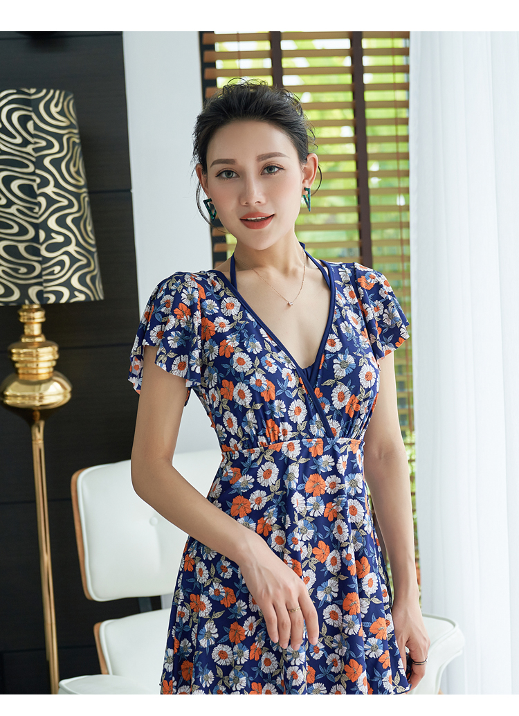 Áo tắm nữ mẹ trung niên bó sát bảo thủ váy áo tắm che bụng giảm béo mùa xuân nóng bỏng cỡ lớn tay áo bơi đồ bơi 1 mảnh
