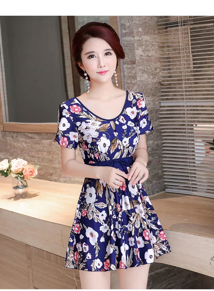 Chia áo tắm nữ kiểu váy bảo thủ tuổi trung niên che bụng mỏng bong bóng nóng mùa xuân tắm phù hợp với kích thước lớn áo tắm mẹ lỏng 	bikini 2 mảnh màu xanh