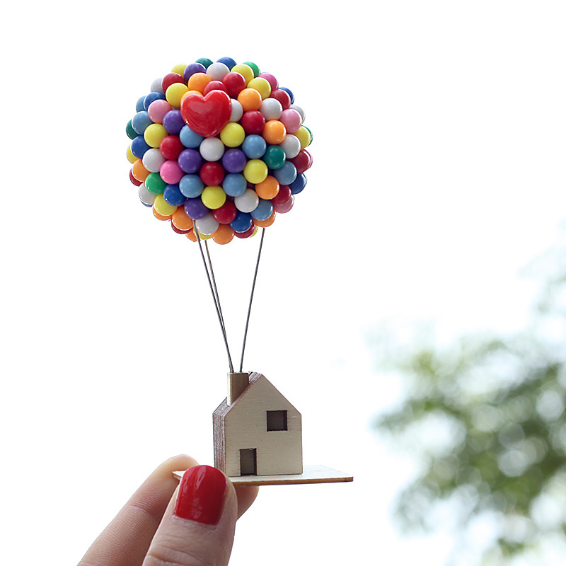 Creative flying house balloon DIY car car decoration cute rainbow balloon house bear car interior